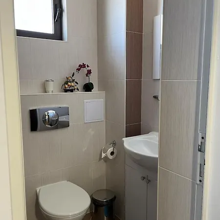 Di Landi Apartmán *